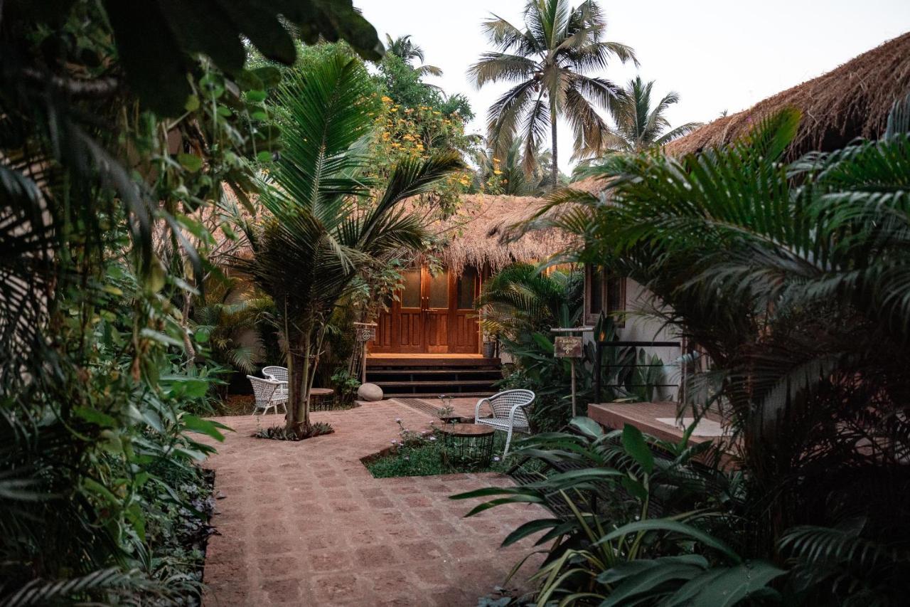 Anahata Retreat Beach Front Ashwem Goa مادريم المظهر الخارجي الصورة